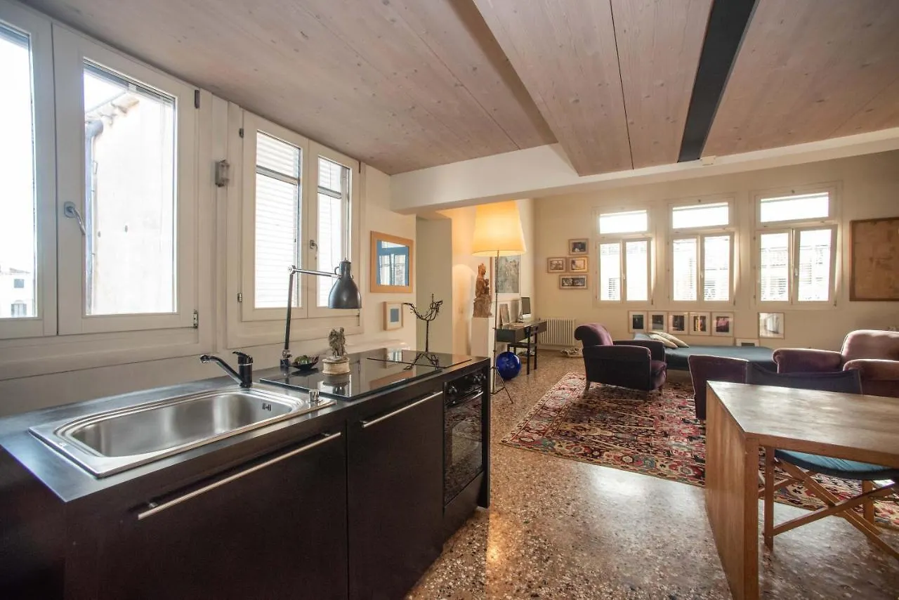 Suite Casanova Venice Apartment